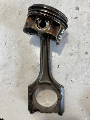 Audi A3 8P Piston With Con Rod Engine Ccz 2.0 Tfsi Petrol 2010 - Изображение 1 из 4