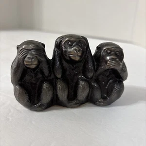 Vintage Metal 3 Wise Monkeys See No Evil Hear Speak Paperweight Figurine Japan - Picture 1 of 6