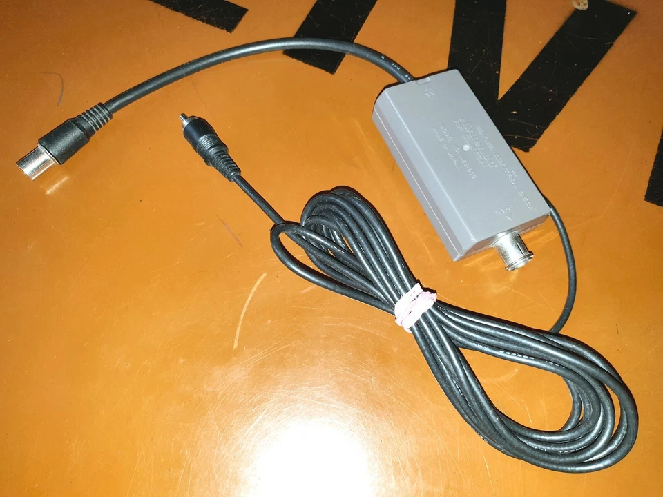 ## RF Switch Model NES 003 - Nintendo NES Antennenkabel ## - Image 1 of 1
