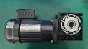GEARED MOTOR (WM50-010(REDUCER), NFS18-19020223(MOTOR) 0.2KW) - Picture 1 of 8