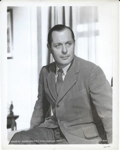 Robert Montgomery - Original Promotional Photo - 8x10 - Picture 1 of 1