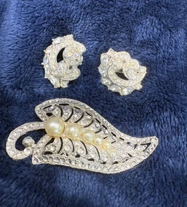 Vintage Strass Brosche Ohrringe Kunstperlen Ohrringe signiert Claudette - Bild 1 von 4