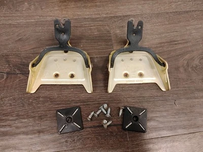 Vintage Dovre 3-Pin 75mm Nordic Norm Cross Country Bindings With Heel Grip - Image 1 of 4