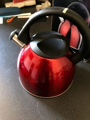 Argos Home 2 Litre Stove Top Kettle - Red - Image 1 of 2