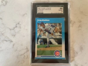 1987 Fleer Update - #U-68 Greg Maddux (RC) SGC 8 Chicago Cubs HOF 300 Wins - Picture 1 of 2