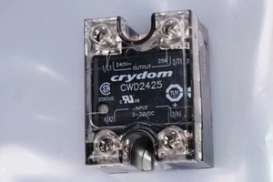 CRYDOM CWD2425 relè a stato solido relè a semiconduttore CWD2425 NUOVO - Foto 1 di 1
