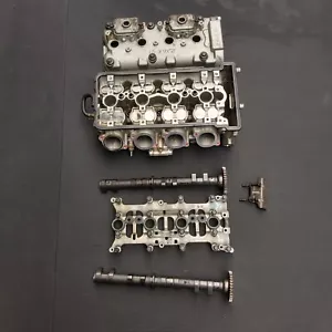 GENUINE KAWASAKI ZX6R G 1998 -99 COMPLETE CYLINDER HEAD WITH CAMS AND HOLDERS - Picture 1 of 21