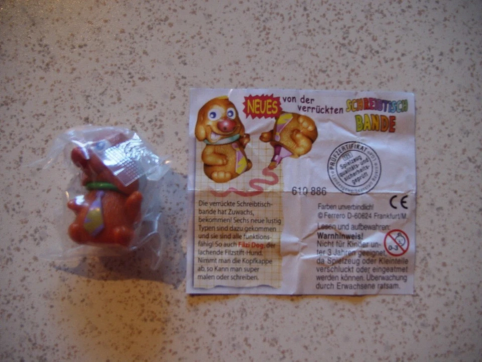 "N. v. d. verrückten Schreibtischb." 2003 Filzi Dog GRÜN eingeschweisst m. BPZ - Bild 1 von 1