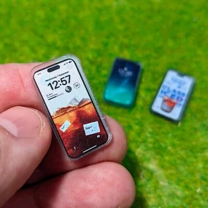 Mini Wichtel Handy / Smartphone als Wichtelzubehör, Wichtelzeit oder Puppenhaus - Picture 1 of 6