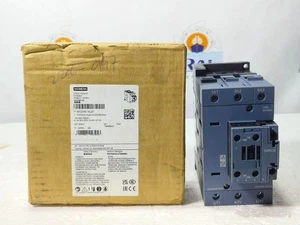 SIEMENS 3RT2046-1AL20 3POLE 230V 50/60Hz AC MAGNETIC CONTACTOR 3RT20461AL20 - Picture 1 of 9