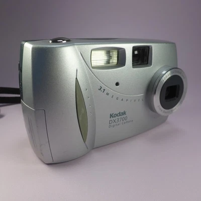 Kodak EasyShare DX3700 3.1MP Compact Digital Camera Silver Tested - Image 1 of 4