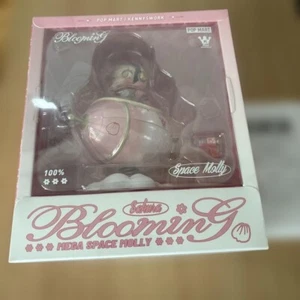 POP MART MEGA SPACE MOLLY 100% Blooming-Sakura JAPAN Limited Rare - Picture 1 of 6