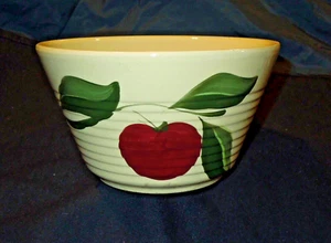 Vintage Watt Pottery Apple #8 Ribbed Mixing Bowl with Advertising - Picture 1 of 3