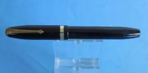 Vintage CONWAY STEWART Fountain Pen No.84 - 14k Gold Nib - Untested - Black - Picture 1 of 10