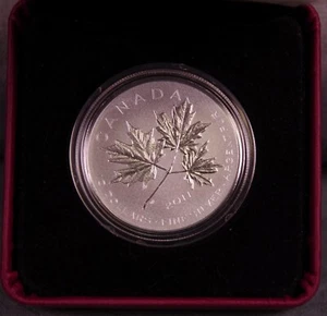 2011 $10.00 Fine Silver Coin - Maple Leaf Forever - Picture 1 of 3