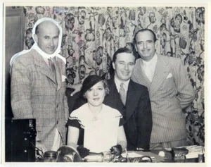 CHARLIE CHAPLIN, MARY PICKFORD, FAIRBANKS, GOLDWYN historic photo 1920s - Picture 1 of 2