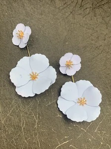 Unusual periwinkle, blue flower Boho Bohemian Large Pierced Earrings Jewelry 3” - Picture 1 of 5