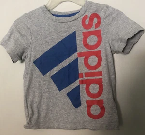 Adidas Logo Boys Grey Cotton Crew Neck Short Sleeve The Go To T Shirt Sz 5 - Picture 1 of 5