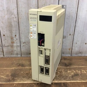 Mitsubishi MR-H100BN Servofahrer aus der Arbeitsmaschine ausgebaut - Bild 1 von 6