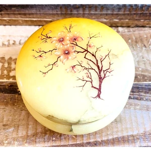 Vintage Runde Alabaster Kirschblüte Schmuckschatulle Klappdeckel Floral 3,125" Durchmesser - Bild 1 von 9