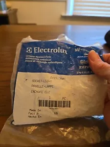 218906802 (Replaces 241513901) Electrolux Refrigerator Light Socket Assembly - Picture 1 of 2