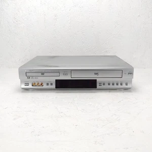 Lettore DVD combinato Toshiba SD-23VB e videoregistratore VHS testato - Foto 1 di 5