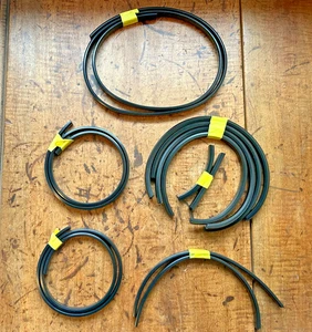 1956-1957 Chevy 2 DR Sedan Tack Strip Set-NEW - Bild 1 von 4