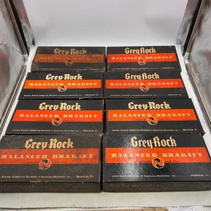 LOT OF 8 NOS Grey-Rock Balanced Brake Lining Sets 1930s 1940s Chrysler Dodge etc - Foto 1 di 14