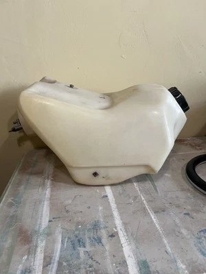 Kawasaki Fuel Tank KX 500 1988-2004 - Image 1 of 4
