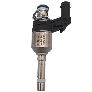 Inyector Audi A1 A3 Seat Ibiza Skoda VW Golf Polo 1.2 TSi 03F906036B - Imagen 1 de 13