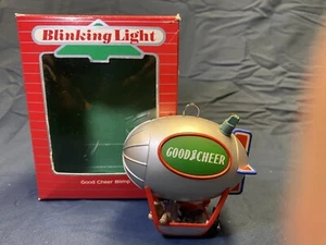 VTG 1987 Hallmark Good Cheer Blimp Blinking Light Keepsake Magic Ornament Santa - Picture 1 of 11