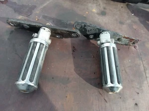 cales pieds arriere 1100 jackal moto guzzi - Imagen 1 de 2