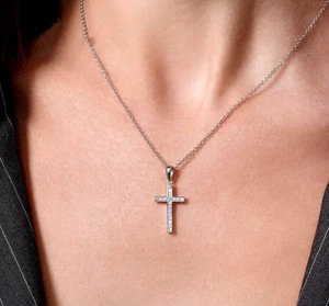 925 Sterling Silver Moissanite Cross 13.3mm x 21.7mm Pendant - Picture 1 of 2