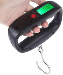 BILANCIA DIGITALE PORTATILE 50 KG BILANCINO PORTATILE CON GANCIO E DISPLAY LCD - Foto 1 di 7