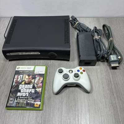 Consola Microsoft Xbox 360 S 100gb Negra con Mando Grand Theft Auto IV Funciona Foto 1 de 4