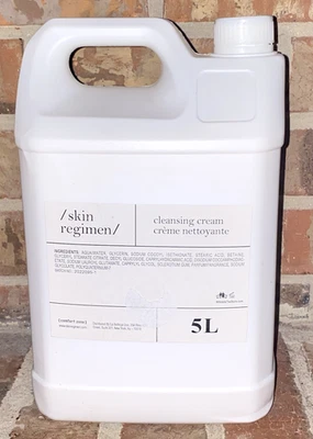 CREMA LIMPIADORA FACIAL RÉGIMEN PIEL Comfort Zone 5L Recarga con HOTEL GRANDE Foto 1 de 4