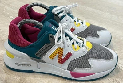 Zapatos informales para mujer New Balance 997S 'blanco verde azulado - talla 7,5 - WS997S Foto 1 de 4