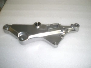 Honda CB 750  F2 Halter Soziusraste R  Original - Bild 1 von 1