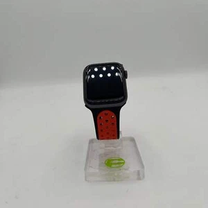 GPS Only Apple Watch Series 5 44MM Starlight Aluminium - Photo 1 sur 6