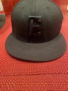 Essendon Football Club NEW ERA 9FIFTY CAP HAT AFL MEDIUM- LARGE - Picture 1 of 11