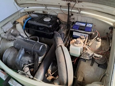 ORIGINAL Trabant 601 Lx,Vaujahr 1986 - Bild 1 von 4