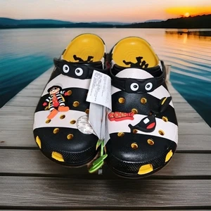 Zoccolo classico Crocs McDonald's Hamburglar taglia US M13 nuovo - Foto 1 di 10