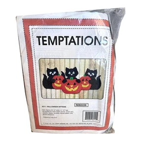 Vintage Temptations Plastic Canvas "Halloween Kittens" Wall Hanging Kit #6211 - Picture 1 of 3