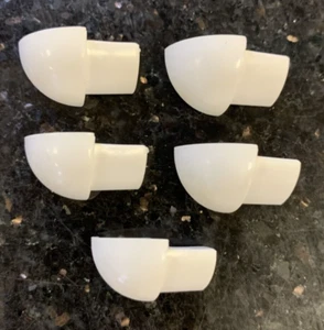 5 x White Genesis Corner Tile Trim Pieces 8mm Plastic External Corner ETR - Picture 1 of 1