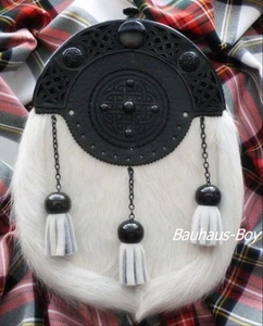 KILT SPORRAN WEISSES RIND und SCHWARZES CHROM CANTEL HANDGEFERTIGT IN SCHOTTLAND HERRENMODE - Bild 1 von 2