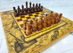 Raro set scacchi dama in rovere intagliato a mano scacchi in legno idea regalo nuovo - Foto 1 di 24
