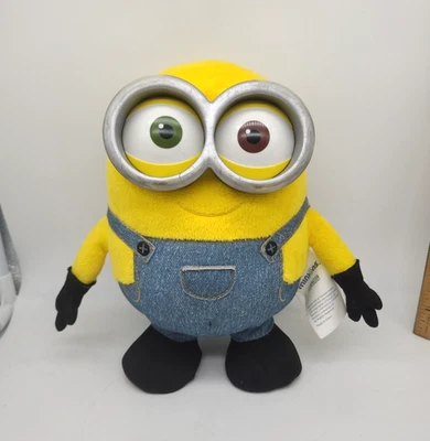 Minion Bob W/Goggles Despicable Me Thinkway Toys Universal Studios  8” Plush - Image 1 of 4