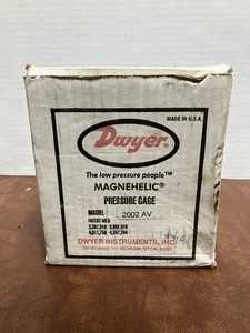 Dwyer Magnehelic 2002 AV Differential Pressure Gage 0-2" WC & Air Velocity Scale - Picture 1 of 2