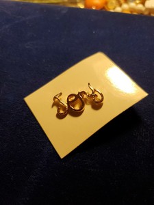 NEW "Joy" Gold-tone Lapel Pin
