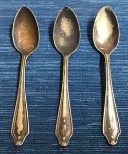 Vintage 3 Soup Spoons Rockford S. P. Co 5 Star Tulip Tarnished Monogram C ~714A - Picture 1 of 3
